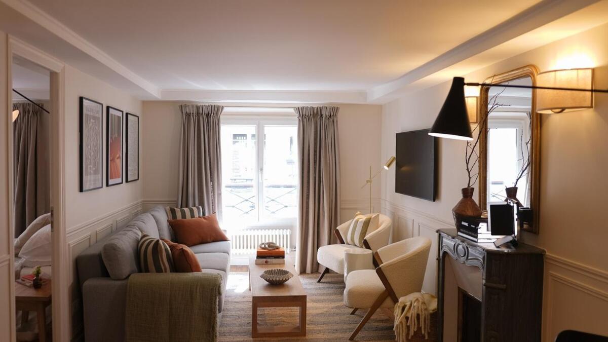 Appartement Vendome Parisian Elegance With A Patio *